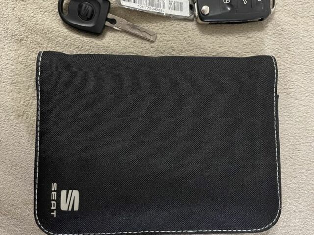 Сеат Ibiza 2014 у Харкові на Automoto.ua Червоний Сеат Ibiza, об'ємом двигуна 1.4 л та пробігом 212 тис. км за 6100 $, фото 12 на Automoto.ua