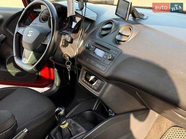 Красный Сеат Ибица, объемом двигателя 1.6 л и пробегом 229 тыс. км за 7990 $, фото 17 на Automoto.ua