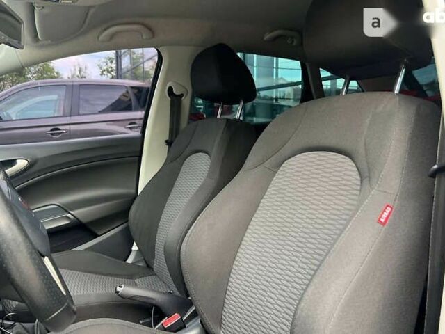 Сеат Ибица, объемом двигателя 1.6 л и пробегом 243 тыс. км за 6990 $, фото 7 на Automoto.ua
