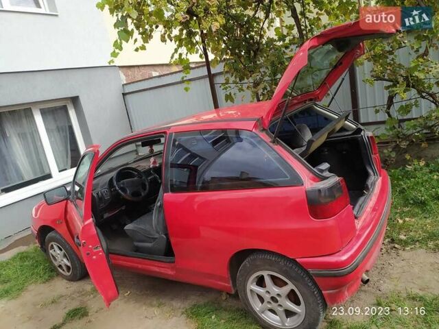 Сеат Ибица, объемом двигателя 1.39 л и пробегом 232 тыс. км за 2450 $, фото 6 на Automoto.ua