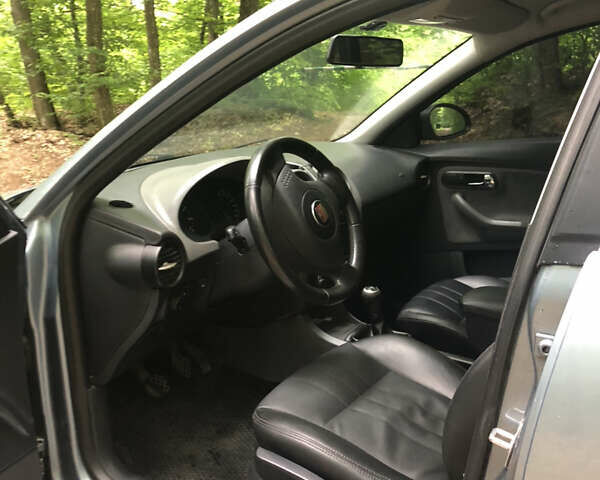 Сеат Ибица, объемом двигателя 1.4 л и пробегом 273 тыс. км за 3900 $, фото 13 на Automoto.ua