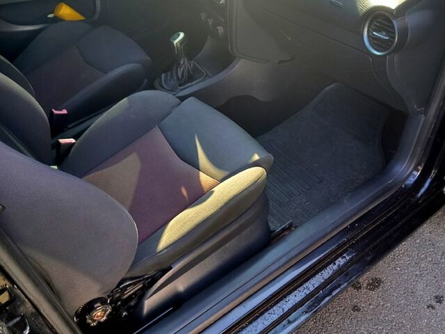 Сеат Ibiza, об'ємом двигуна 2 л та пробігом 155 тис. км за 3300 $, фото 3 на Automoto.ua