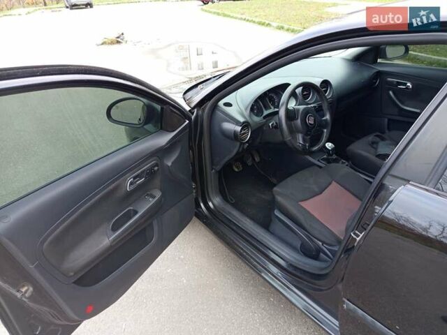 Сеат Ибица, объемом двигателя 2 л и пробегом 225 тыс. км за 3700 $, фото 8 на Automoto.ua