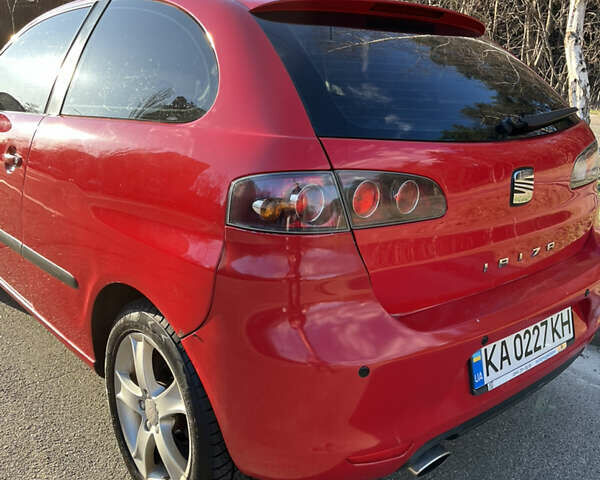 Сеат Ибица, объемом двигателя 2 л и пробегом 331 тыс. км за 3800 $, фото 4 на Automoto.ua