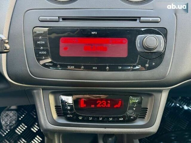 Сеат Ибица, объемом двигателя 1.4 л и пробегом 122 тыс. км за 6500 $, фото 27 на Automoto.ua