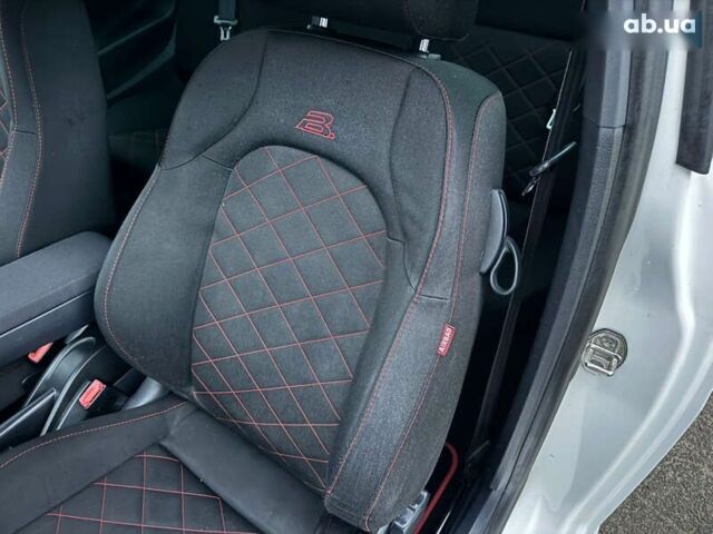 Сеат Ibiza, об'ємом двигуна 1.4 л та пробігом 187 тис. км за 8550 $, фото 16 на Automoto.ua