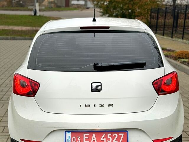 Сеат Ибица, объемом двигателя 1.2 л и пробегом 182 тыс. км за 4950 $, фото 6 на Automoto.ua
