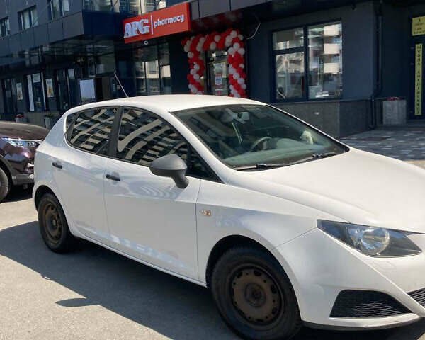 Сеат Ибица, объемом двигателя 1.2 л и пробегом 150 тыс. км за 5200 $, фото 1 на Automoto.ua