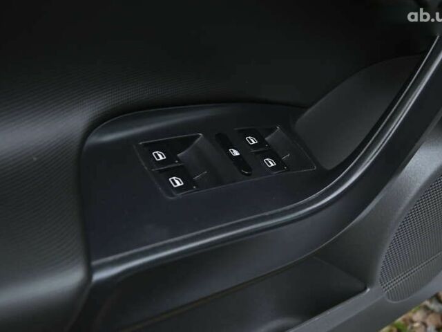 Сеат Ibiza, об'ємом двигуна 1.6 л та пробігом 176 тис. км за 6999 $, фото 18 на Automoto.ua