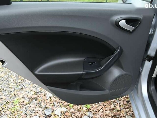 Сеат Ibiza, об'ємом двигуна 1.6 л та пробігом 176 тис. км за 6999 $, фото 28 на Automoto.ua