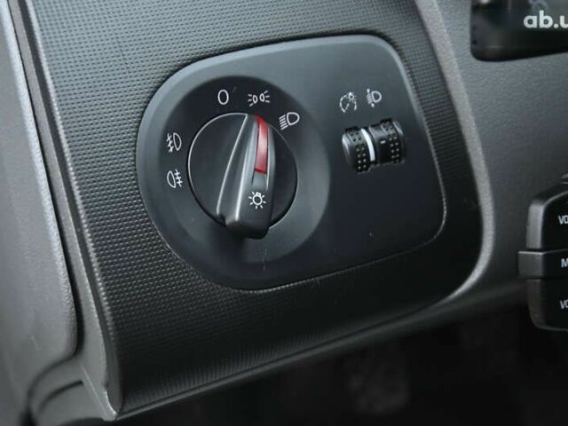 Сеат Ibiza, об'ємом двигуна 1.6 л та пробігом 176 тис. км за 6999 $, фото 20 на Automoto.ua