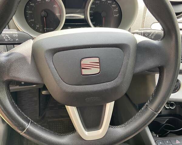 Сеат Ибица, объемом двигателя 1.4 л и пробегом 20 тыс. км за 4500 $, фото 3 на Automoto.ua