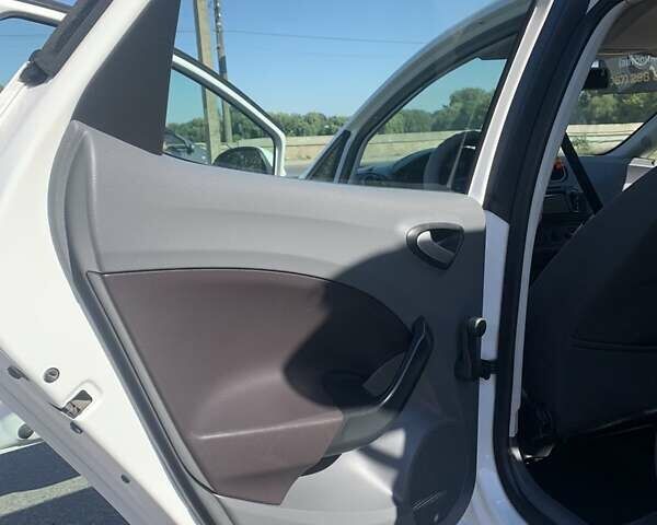 Сеат Ибица, объемом двигателя 1.2 л и пробегом 166 тыс. км за 6350 $, фото 15 на Automoto.ua