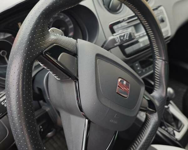 Сеат Ibiza, об'ємом двигуна 1.4 л та пробігом 170 тис. км за 10500 $, фото 34 на Automoto.ua