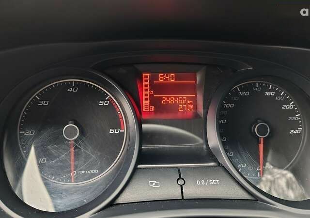Сеат Ibiza, об'ємом двигуна 1.2 л та пробігом 248 тис. км за 4499 $, фото 10 на Automoto.ua