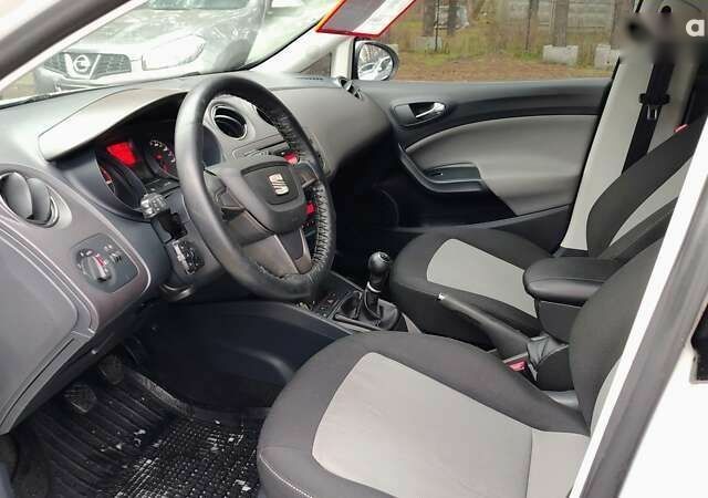 Сеат Ibiza, об'ємом двигуна 1.2 л та пробігом 248 тис. км за 4499 $, фото 8 на Automoto.ua