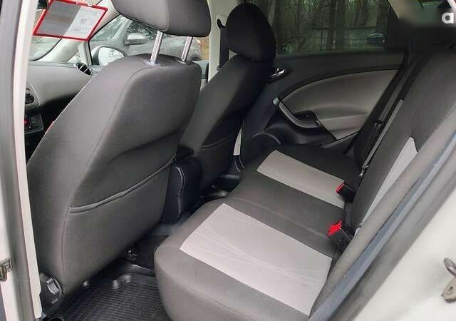 Сеат Ibiza, об'ємом двигуна 1.2 л та пробігом 248 тис. км за 4499 $, фото 12 на Automoto.ua