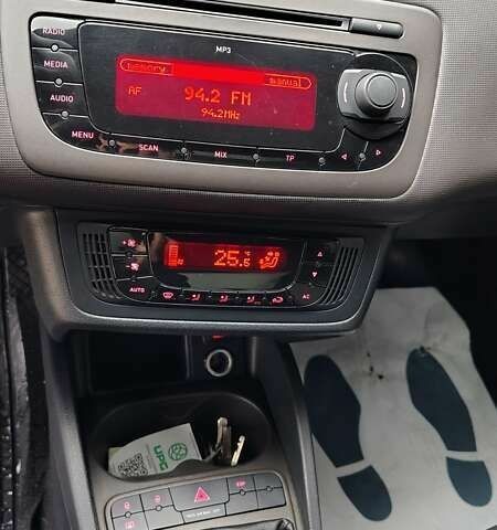 Сеат Ibiza, об'ємом двигуна 1.2 л та пробігом 248 тис. км за 4499 $, фото 11 на Automoto.ua