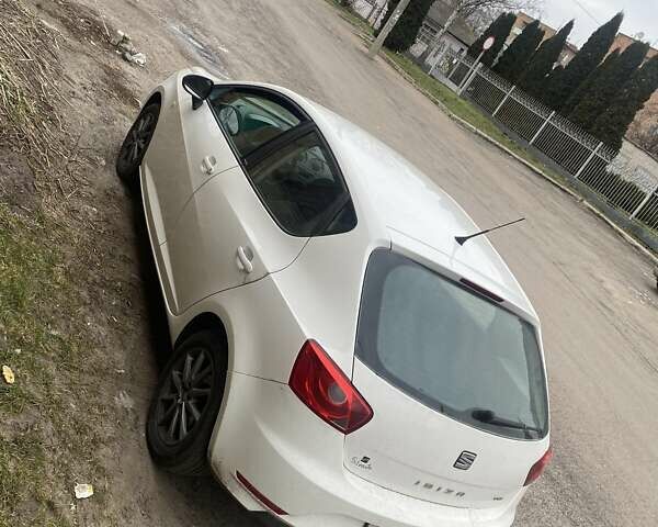 Сеат Ибица, объемом двигателя 1.2 л и пробегом 78 тыс. км за 7200 $, фото 4 на Automoto.ua