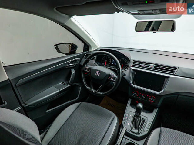 Сеат Ibiza, об'ємом двигуна 1 л та пробігом 44 тис. км за 15151 $, фото 10 на Automoto.ua