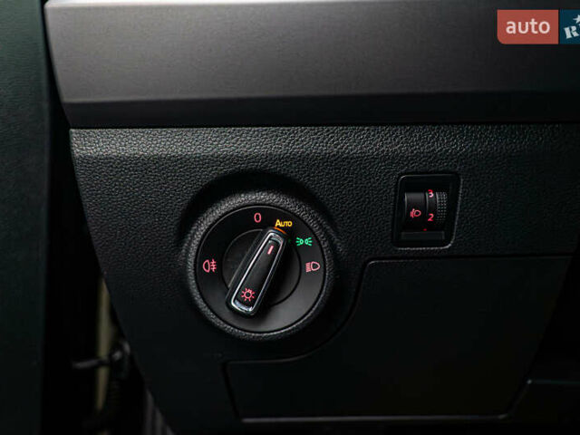 Сеат Ibiza, об'ємом двигуна 1 л та пробігом 44 тис. км за 15151 $, фото 13 на Automoto.ua