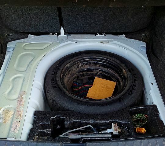Сеат Ибица, объемом двигателя 1.2 л и пробегом 199 тыс. км за 5800 $, фото 4 на Automoto.ua