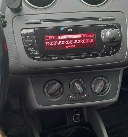 Сеат Ибица, объемом двигателя 1.2 л и пробегом 198 тыс. км за 5100 $, фото 7 на Automoto.ua