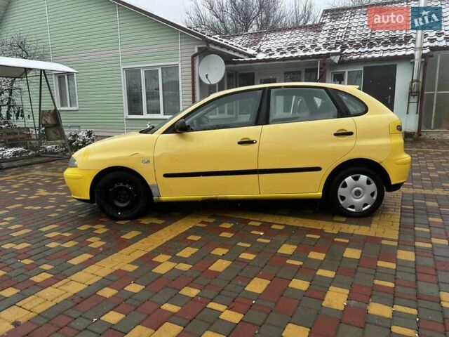 Желтый Сеат Ибица, объемом двигателя 1.2 л и пробегом 192 тыс. км за 1700 $, фото 5 на Automoto.ua