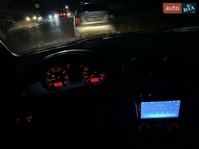 Сеат Ибица 2004 в Вышгороде на Automoto.ua Желтый Сеат Ибица, объемом двигателя 1.39 л и пробегом 289 тыс. км за 2200 $, фото 10 на Automoto.ua