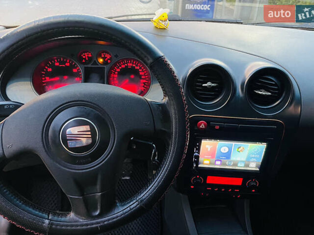 Желтый Сеат Ибица, объемом двигателя 1.98 л и пробегом 209 тыс. км за 3500 $, фото 8 на Automoto.ua