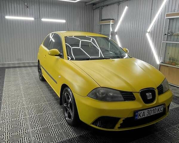 Жовтий Сеат Ibiza, об'ємом двигуна 1.4 л та пробігом 206 тис. км за 3300 $, фото 6 на Automoto.ua
