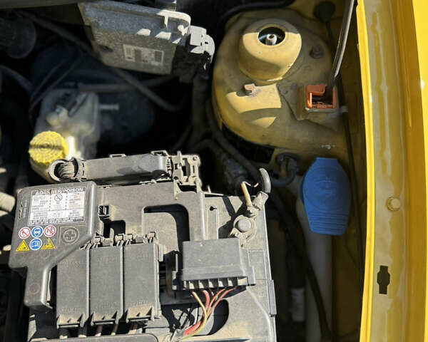 Жовтий Сеат Ibiza, об'ємом двигуна 1.4 л та пробігом 200 тис. км за 4200 $, фото 17 на Automoto.ua