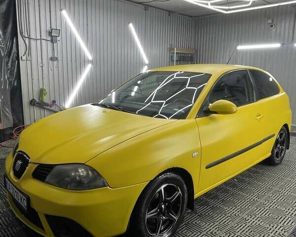Жовтий Сеат Ibiza, об'ємом двигуна 1.4 л та пробігом 206 тис. км за 3300 $, фото 2 на Automoto.ua