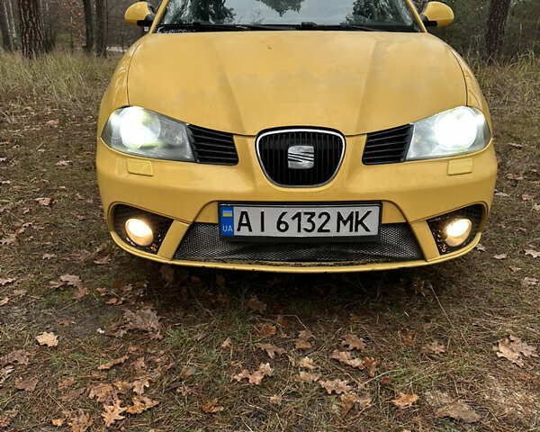 Желтый Сеат Ибица, объемом двигателя 1.4 л и пробегом 343 тыс. км за 3500 $, фото 7 на Automoto.ua