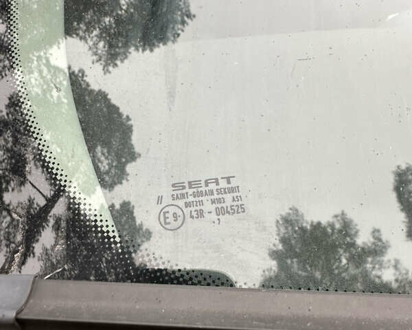 Желтый Сеат Ибица, объемом двигателя 1.4 л и пробегом 343 тыс. км за 3500 $, фото 17 на Automoto.ua