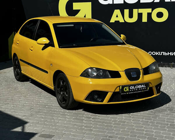 Желтый Сеат Ибица, объемом двигателя 1.98 л и пробегом 202 тыс. км за 4500 $, фото 2 на Automoto.ua