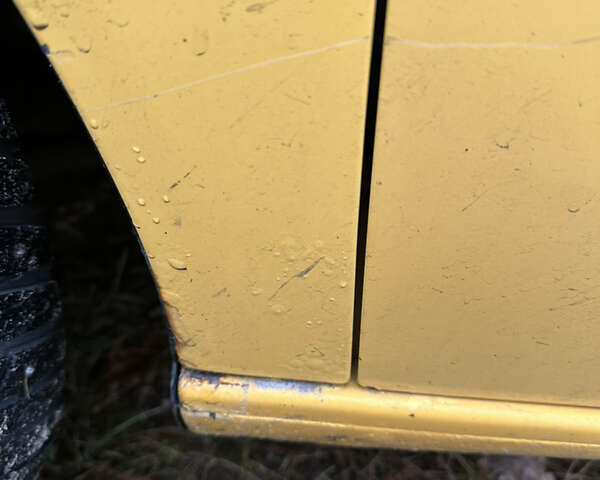 Желтый Сеат Ибица, объемом двигателя 1.4 л и пробегом 343 тыс. км за 3500 $, фото 19 на Automoto.ua