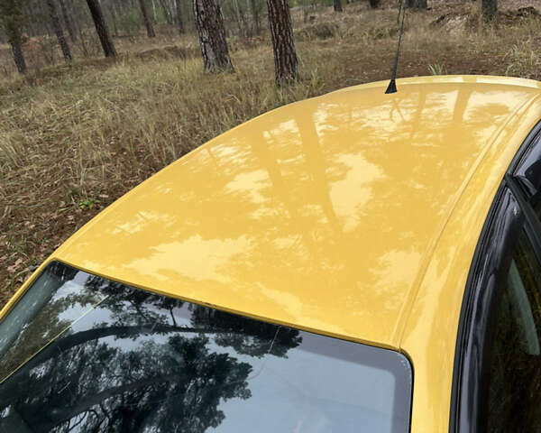 Желтый Сеат Ибица, объемом двигателя 1.4 л и пробегом 343 тыс. км за 3500 $, фото 6 на Automoto.ua