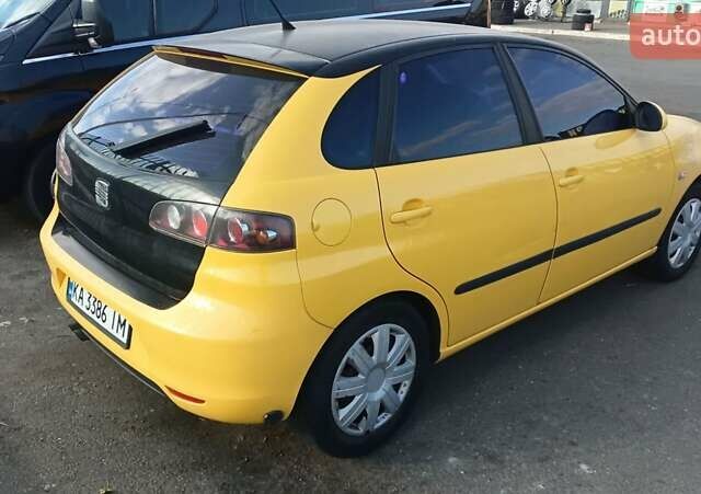 Желтый Сеат Ибица, объемом двигателя 2 л и пробегом 246 тыс. км за 4300 $, фото 8 на Automoto.ua