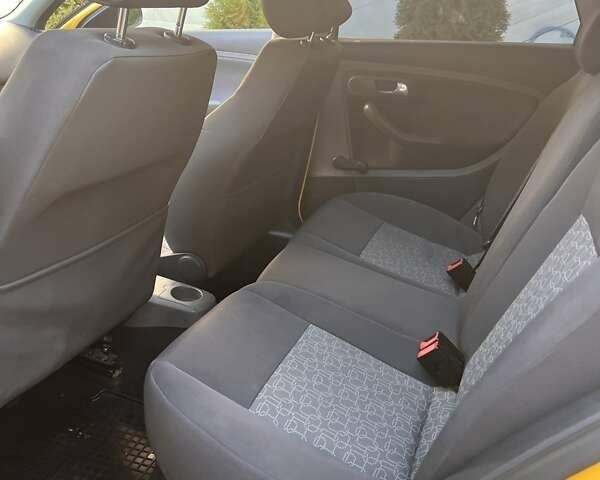 Желтый Сеат Ибица, объемом двигателя 1.2 л и пробегом 193 тыс. км за 3700 $, фото 6 на Automoto.ua