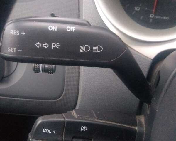 Жовтий Сеат Ibiza, об'ємом двигуна 1.2 л та пробігом 121 тис. км за 4900 $, фото 12 на Automoto.ua