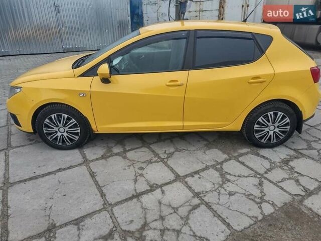 Жовтий Сеат Ibiza, об'ємом двигуна 1.6 л та пробігом 156 тис. км за 6900 $, фото 4 на Automoto.ua