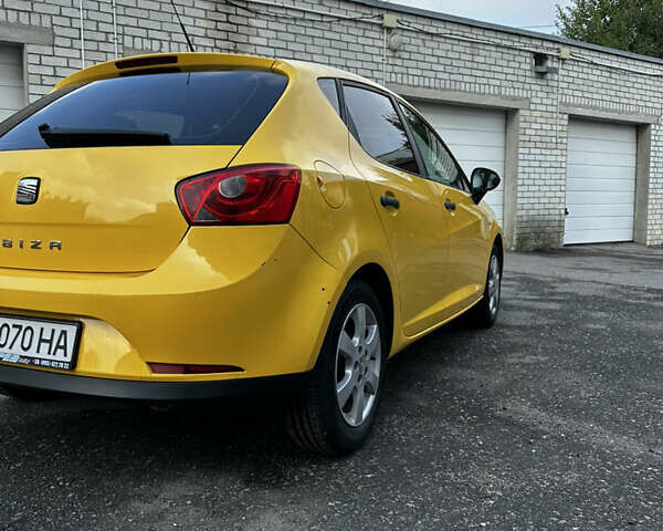 Желтый Сеат Ибица, объемом двигателя 1.4 л и пробегом 136 тыс. км за 5700 $, фото 15 на Automoto.ua