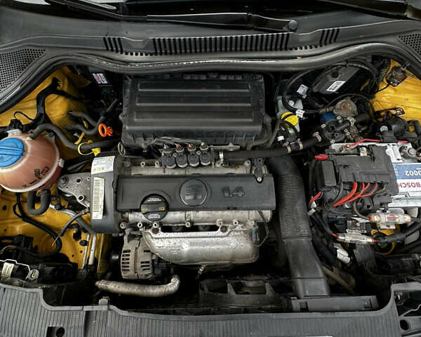 Желтый Сеат Ибица, объемом двигателя 1.4 л и пробегом 136 тыс. км за 5700 $, фото 27 на Automoto.ua