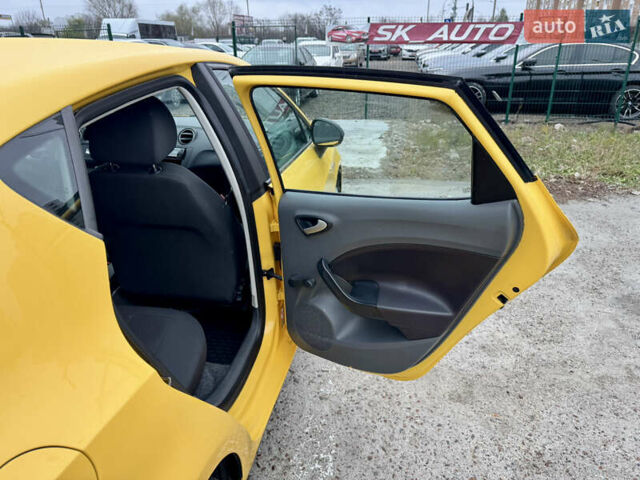 Жовтий Сеат Ibiza, об'ємом двигуна 1.39 л та пробігом 132 тис. км за 5500 $, фото 35 на Automoto.ua