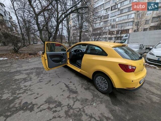 Желтый Сеат Ибица, объемом двигателя 1.39 л и пробегом 278 тыс. км за 5300 $, фото 3 на Automoto.ua
