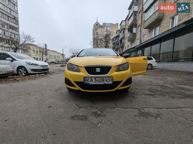 Желтый Сеат Ибица, объемом двигателя 1.39 л и пробегом 278 тыс. км за 5300 $, фото 1 на Automoto.ua
