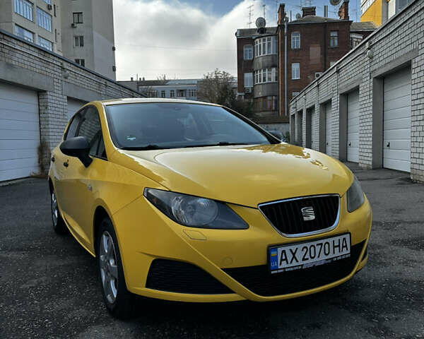 Желтый Сеат Ибица, объемом двигателя 1.4 л и пробегом 136 тыс. км за 5700 $, фото 5 на Automoto.ua