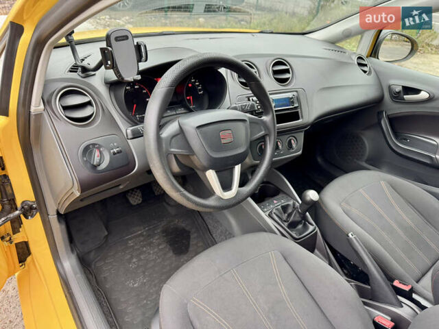 Жовтий Сеат Ibiza, об'ємом двигуна 1.39 л та пробігом 132 тис. км за 5500 $, фото 8 на Automoto.ua