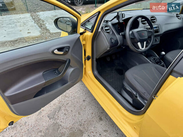 Жовтий Сеат Ibiza, об'ємом двигуна 1.39 л та пробігом 132 тис. км за 5500 $, фото 27 на Automoto.ua